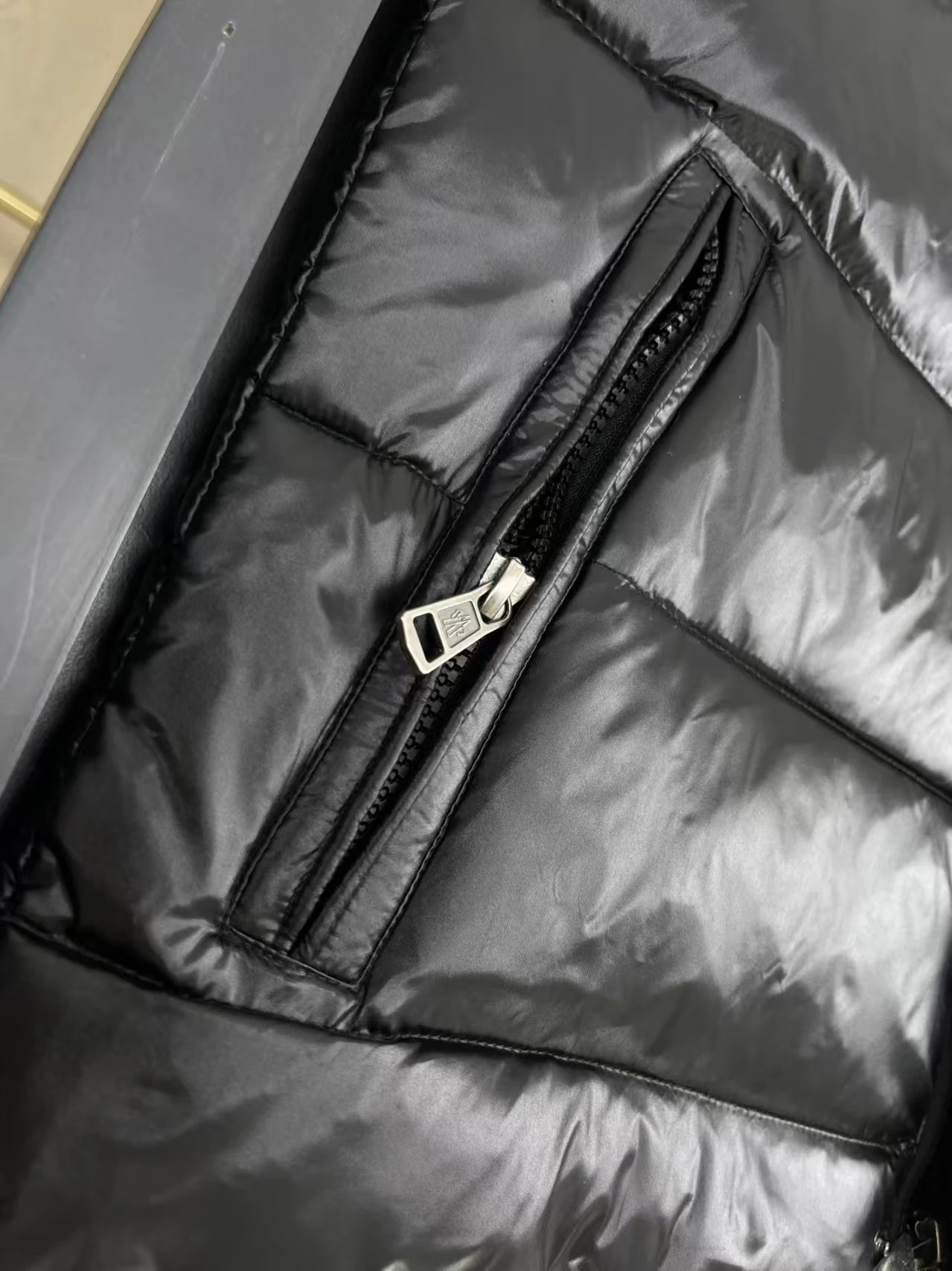 Moncler Maya Vest Black Down Vest Outerwear.vest - 4