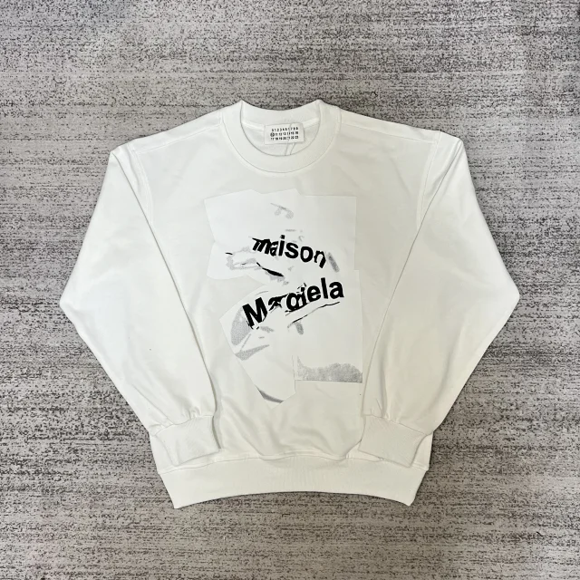 Maison Margiela Hoodies & Sweatshirts Crewneck Logo Print Sweatshirt product detail image 3