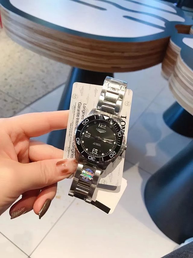 Longines Watch: seller detail photo 8