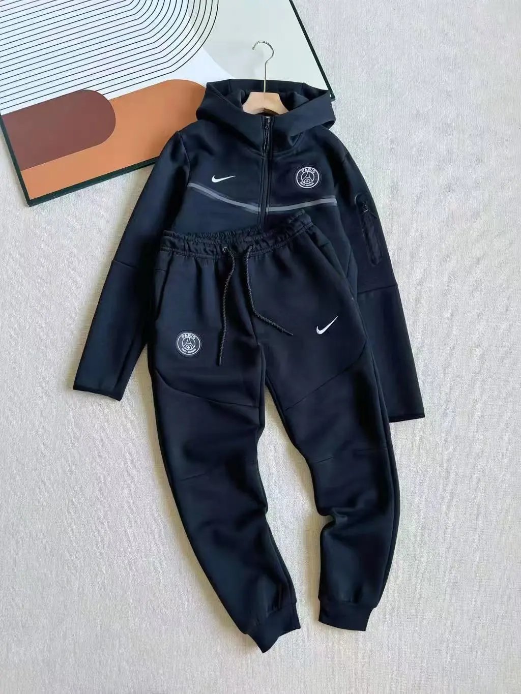 New embroidered zipper cardigan sports hooded set
