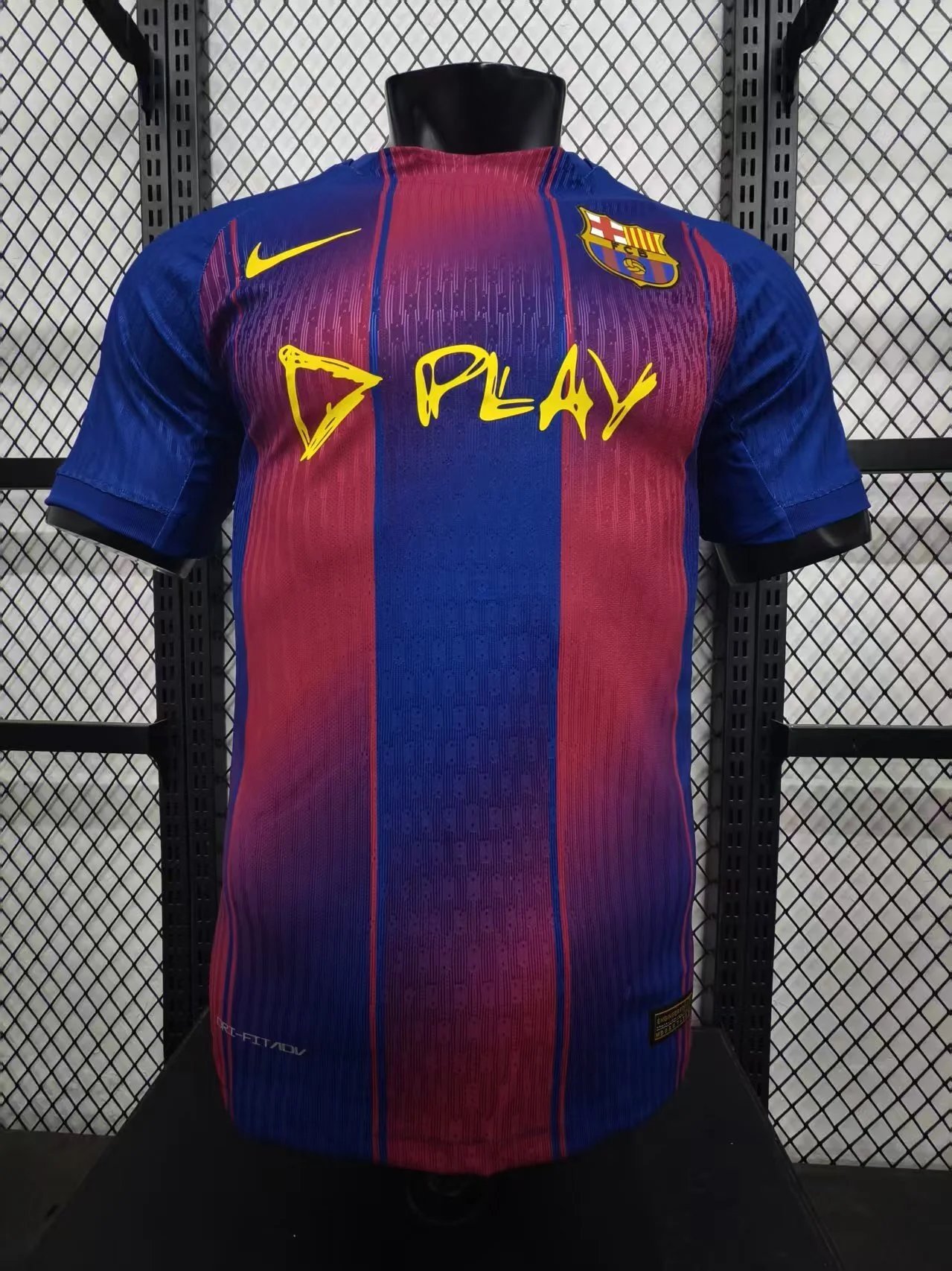 2526 Season Barcelona co-branded player jersey