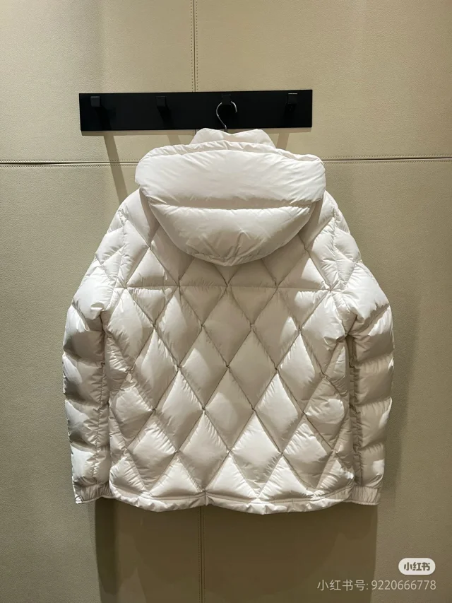 Moncler Down Jackets Hooded diamond-quilted puffer product detail image 6