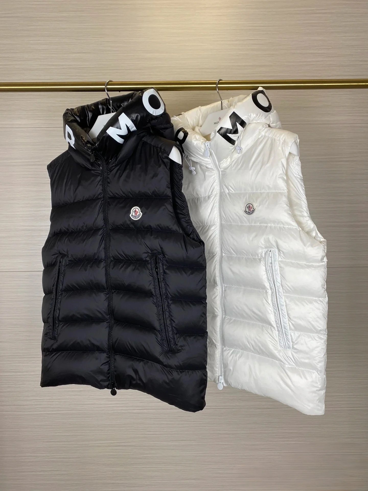 Moncler Hooded Down Vest Black Outerwear.vest - 5
