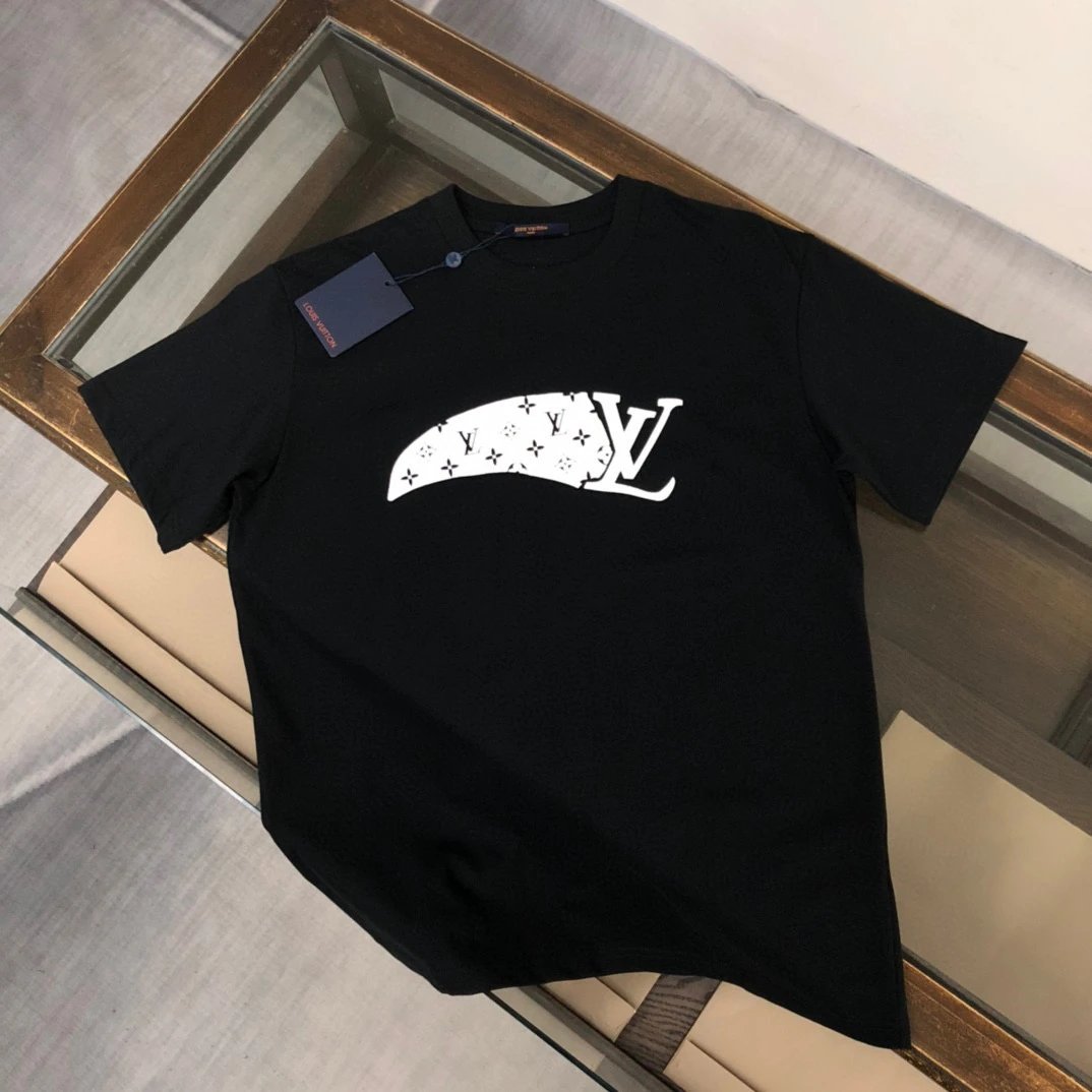Louis Vuitton Logo Print Black T-Shirt - 8
