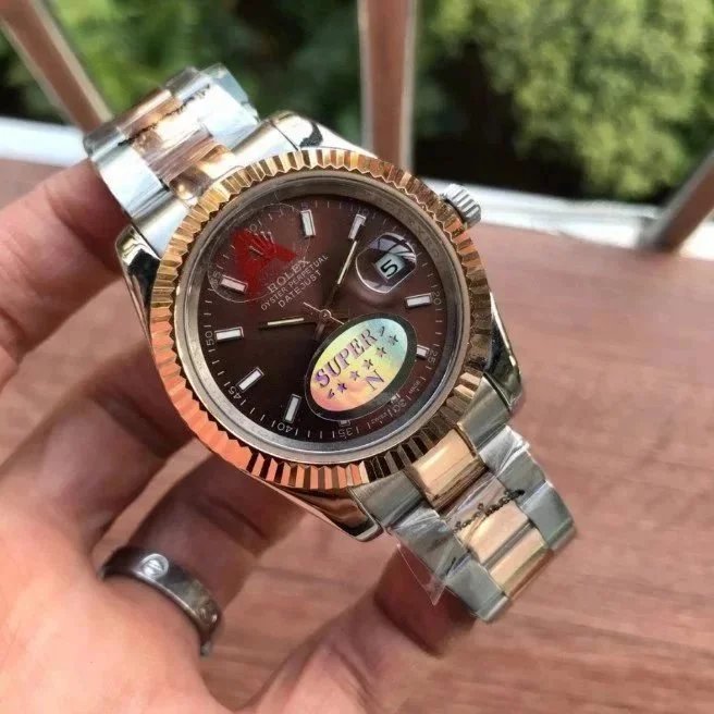 Two-Tone Rose Gold Coffee Dial · 3-Link Bracelet