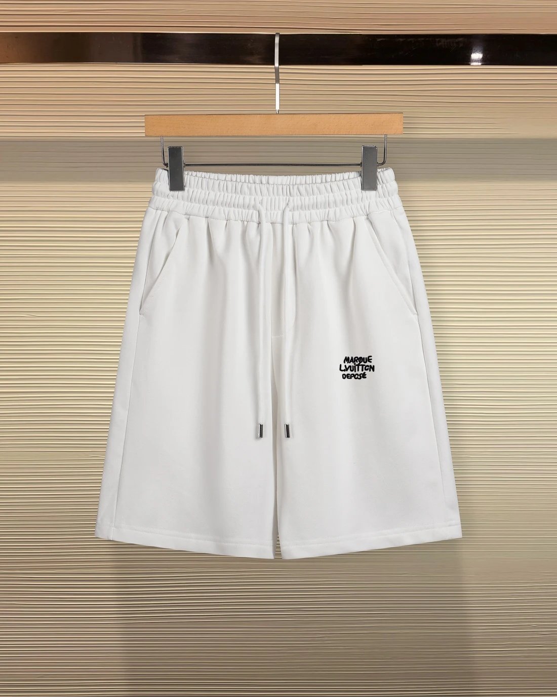 Louis Vuitton Shorts Drawstring Logo — 26