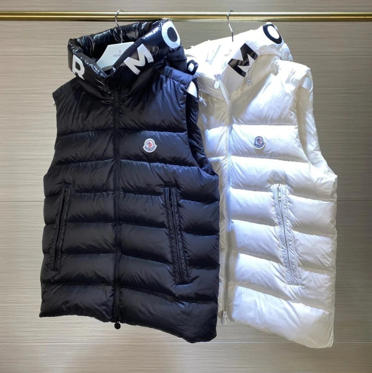 Moncler Hooded Down Vest Black Outerwear.vest - 3