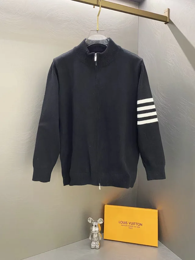Unbranded Knitwear DX 219-1 Full-Zip Mock-Neck Striped-Sleeve Cardigan product detail image 6