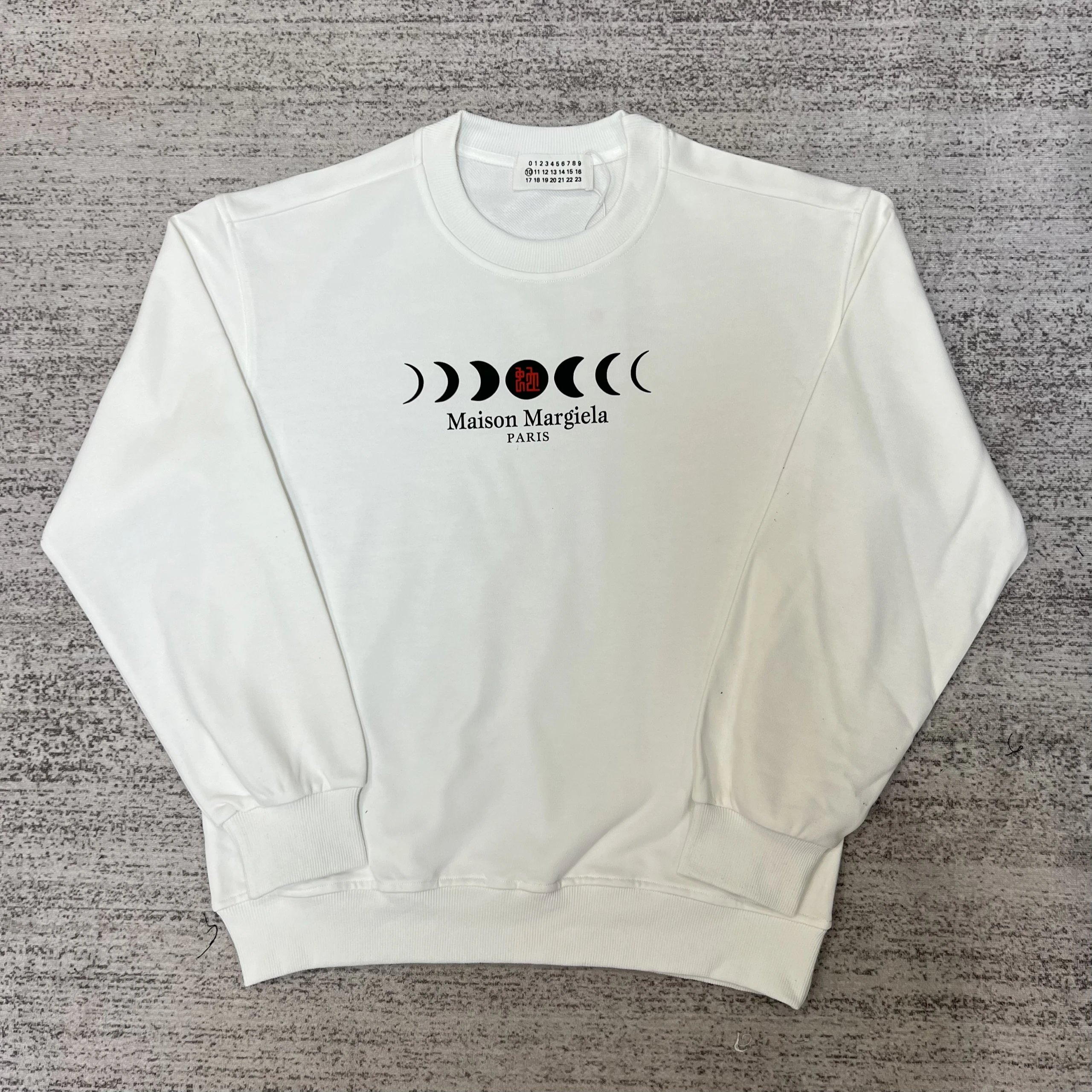 Maison Margiela MM6 Logo Print White Sweatshirt - 30