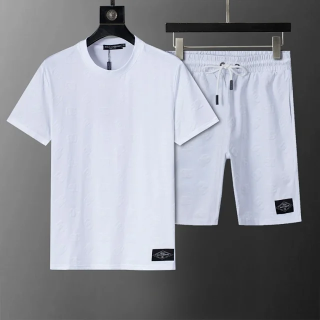 Louis Vuitton Matching Sets Crew-Neck T-Shirt and Drawstring Shorts Set product detail image 6