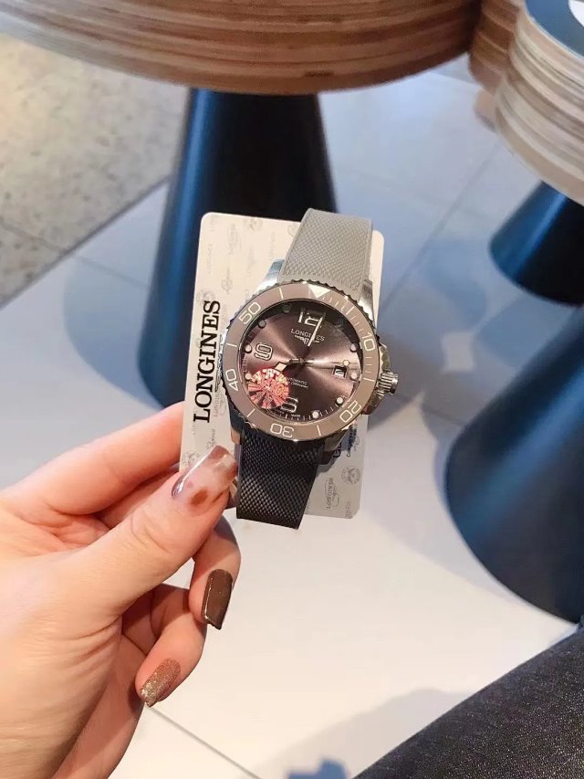 Longines Watch: seller detail photo 12