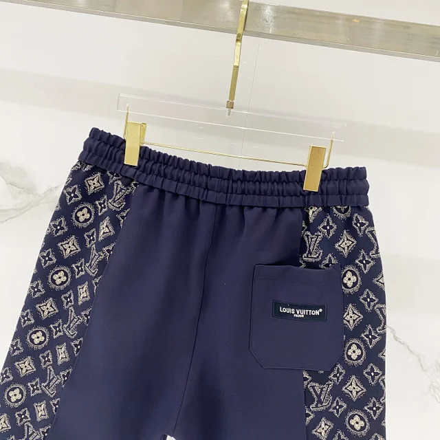 Louis Vuitton Shorts Monogram side-panel drawstring product detail image 7