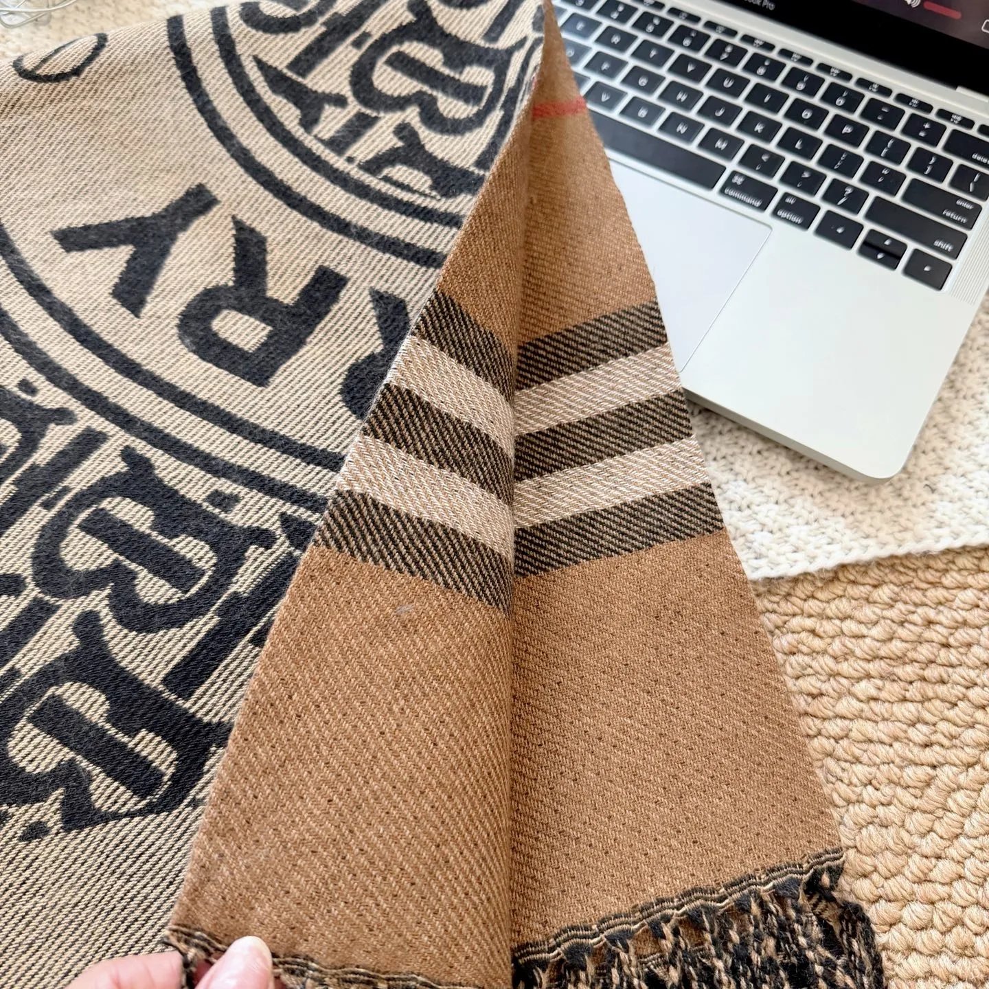 Burberry Logo Print Shawl Scarf Black Beige Scarves - 8