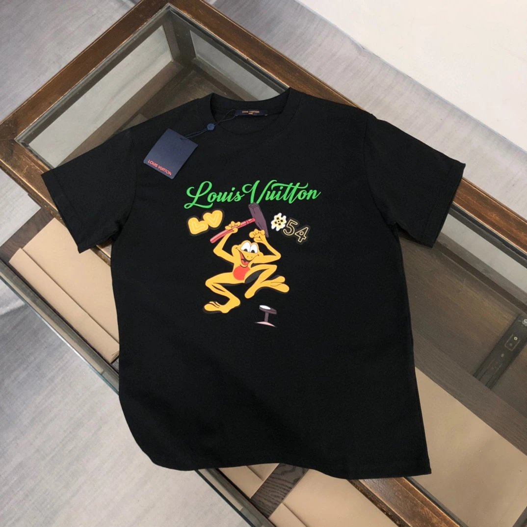 Louis Vuitton Logo Print Black T-Shirt - 12