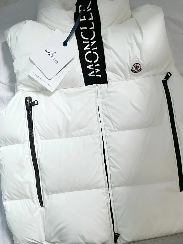 Moncler Vests Quilted stand-collar zip vest with vertical pockets product detail image 6