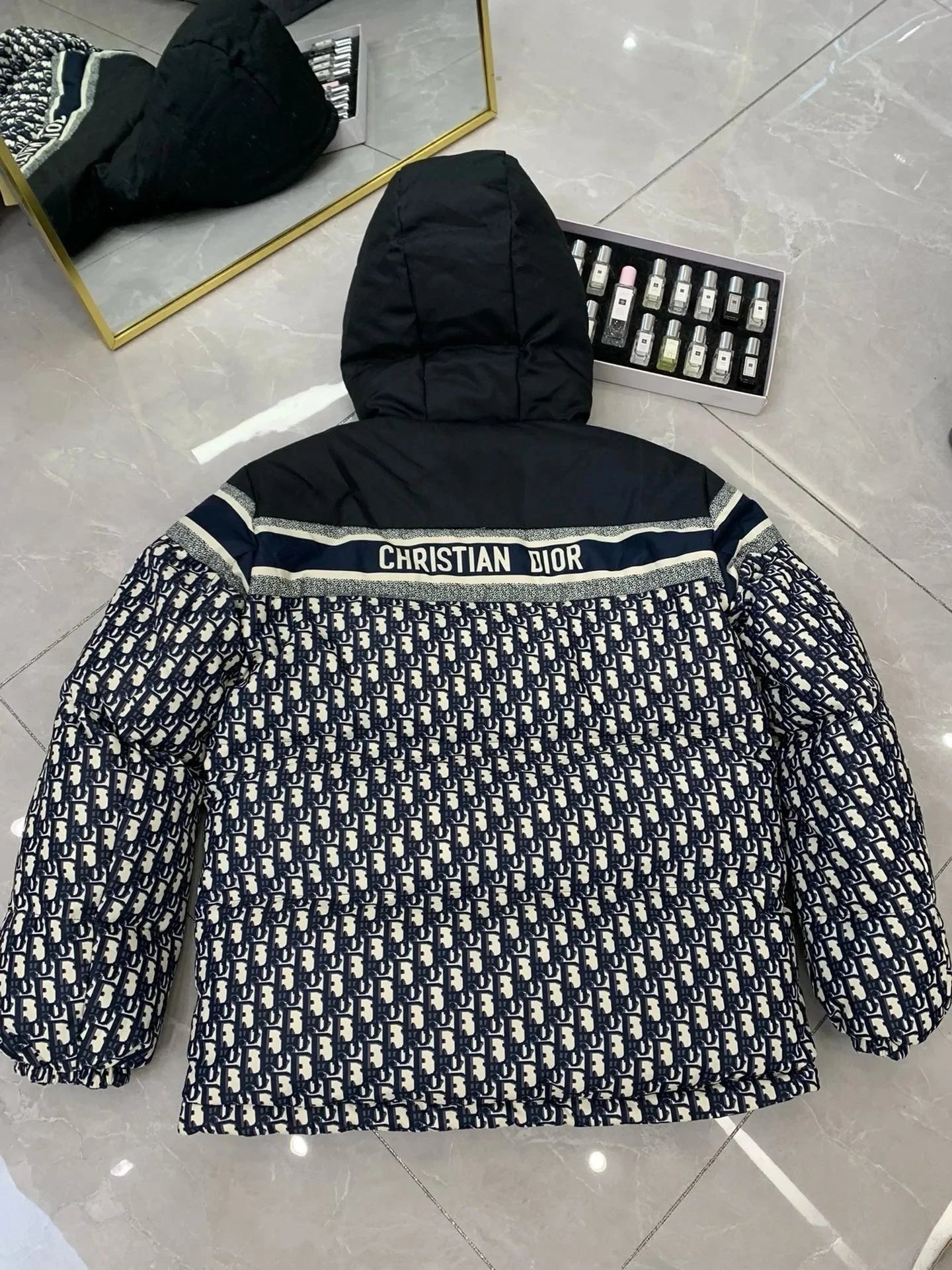 Dior Oblique Monogram Hooded Windbreaker Jacket - 8