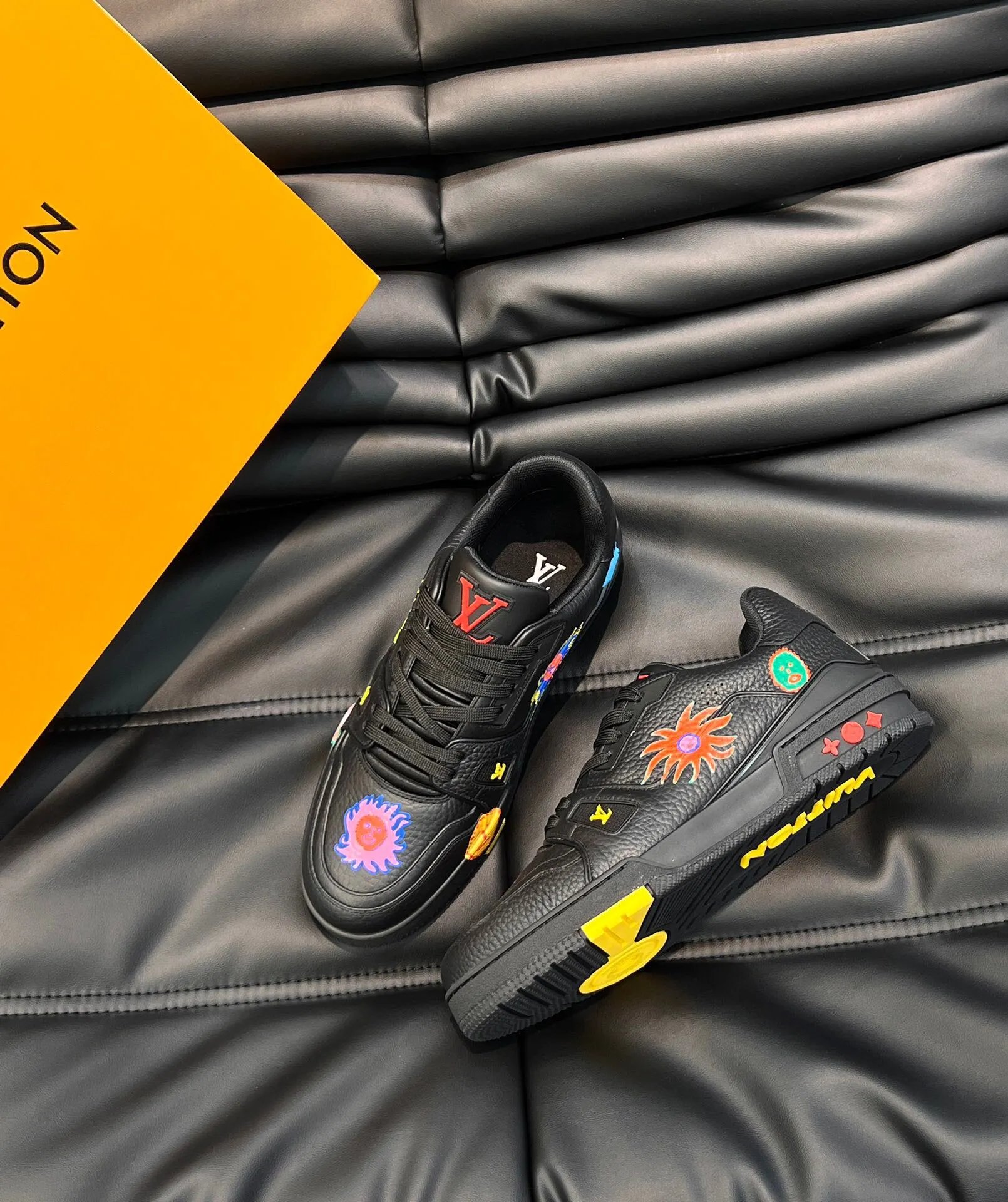 Louis Vuitton Trainer Cosmic Graffiti Black