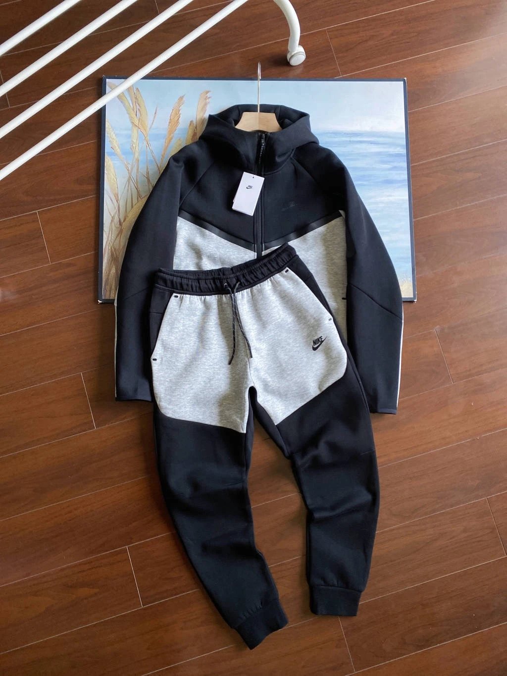 Nike Hoodie and Pants Set [4 s