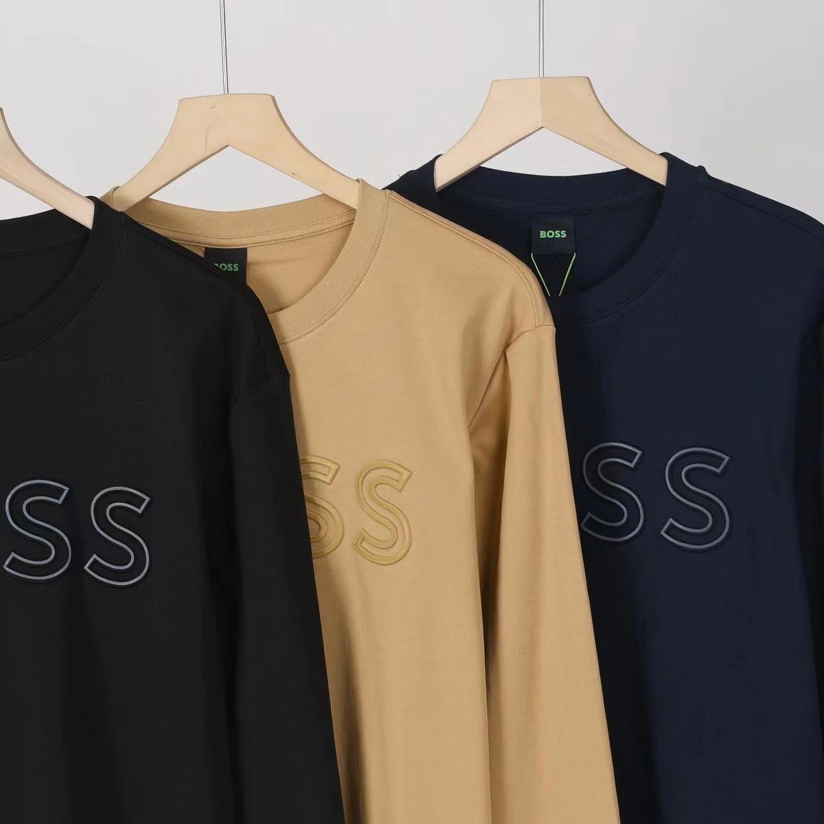 Hugo Boss Embroidered Logo Navy Sweatshirt - 16