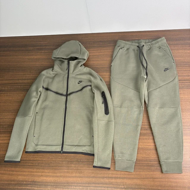 Nike Tracksuits Hooded zip-up jacket and jogger set with color-block panels product detail image 6
