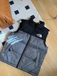 The North Face Vest 5+ colorways [Premium Quality] — seller photo 3