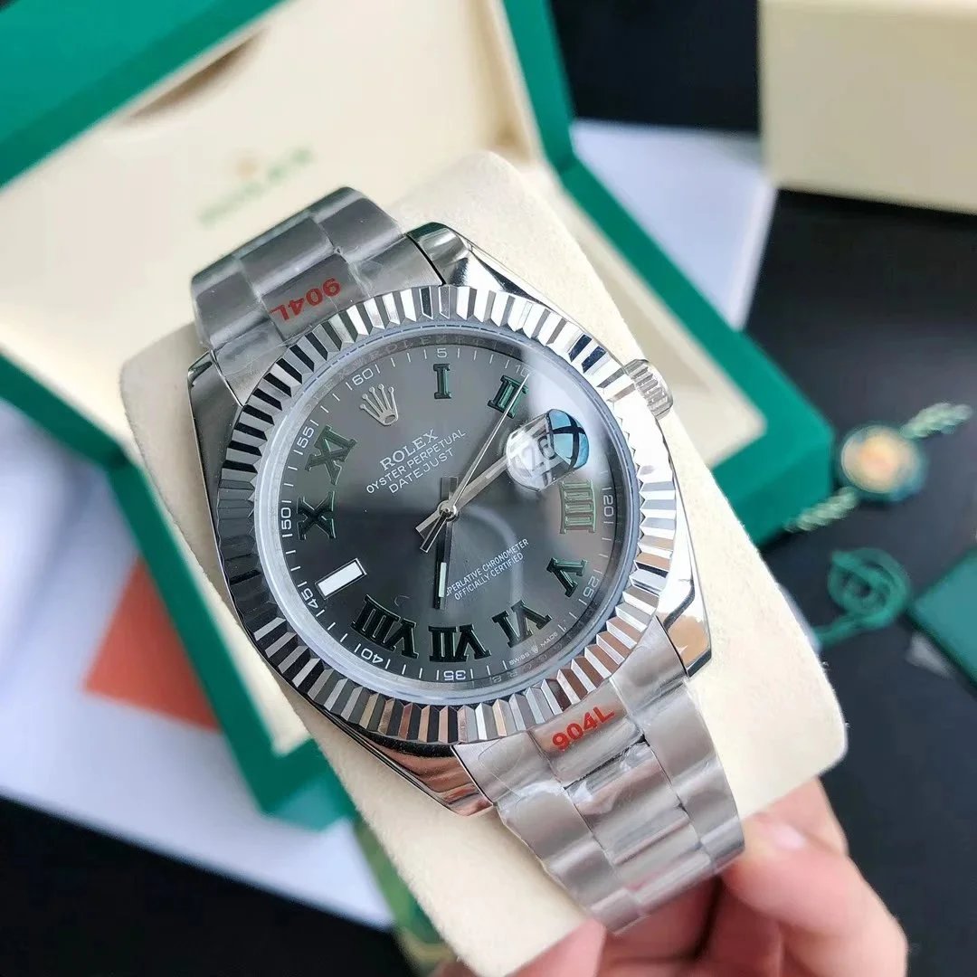 Silver Case Green Dial · 3-Link Steel Band