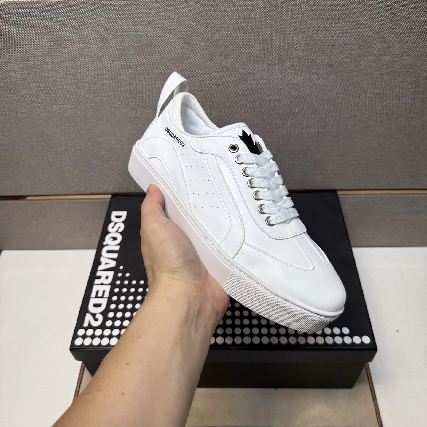 Dsquared2 Logo-Embellished Chunky Sneakers White Brown Gold - 4