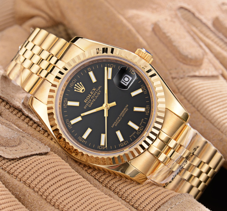 Gold Case Black Dial · 5-Link Steel Band