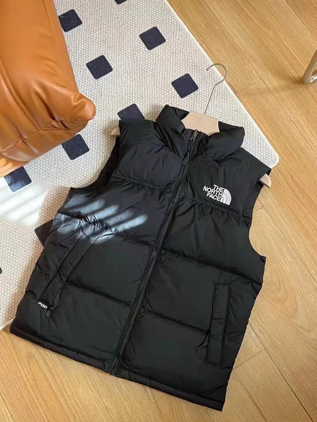 The North Face Nuptse Vest [4 