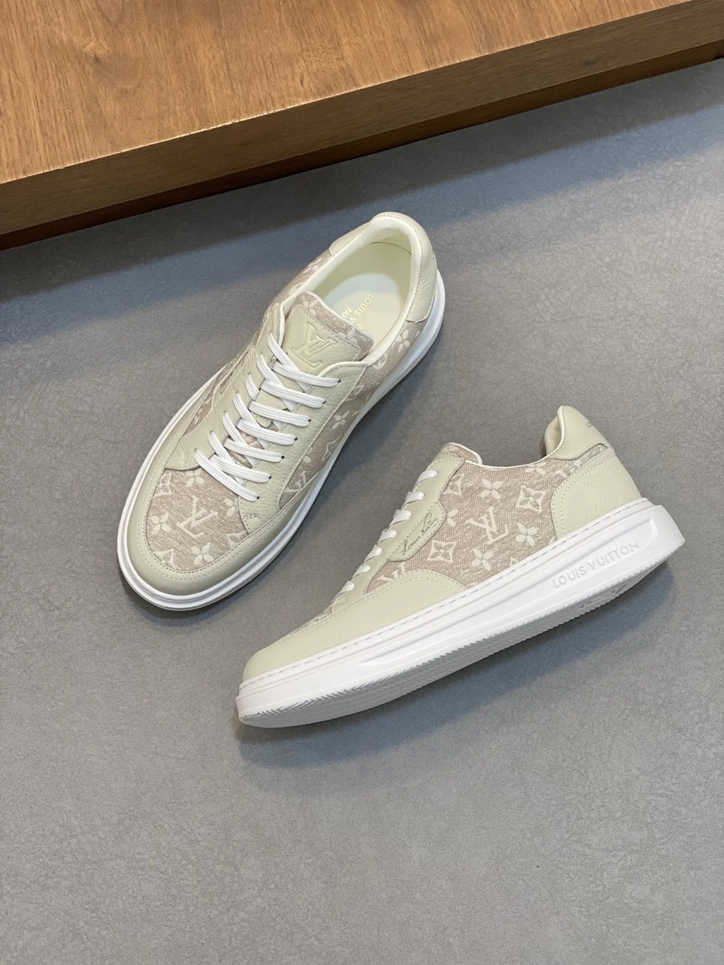 Louis Vuitton Rivoli Sneaker White Cream Monogram