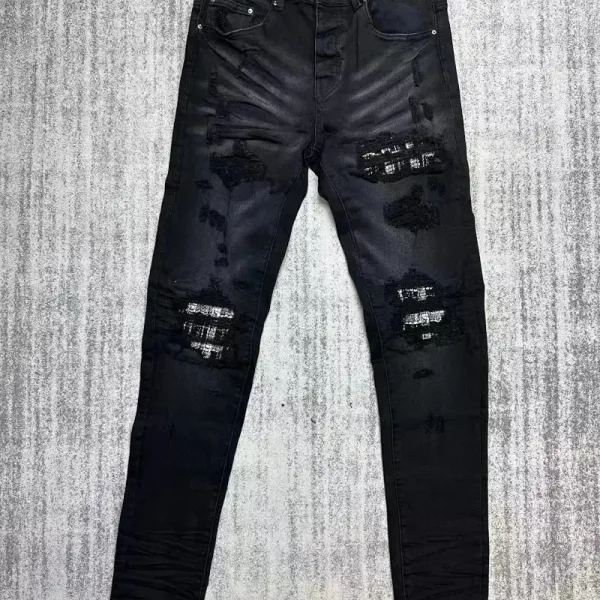 Design Slim Fit Distressed Gray Jeans with Embellished Belt - 9