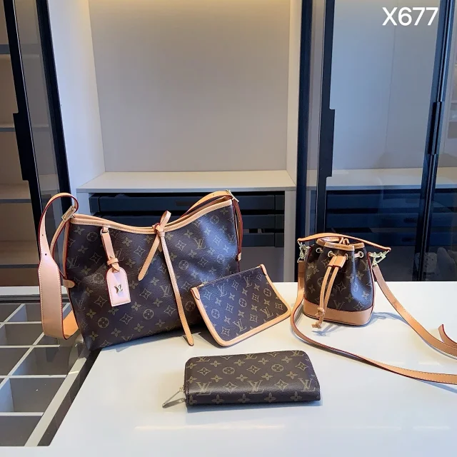 Louis Vuitton Assorted monogram bags product detail image 14