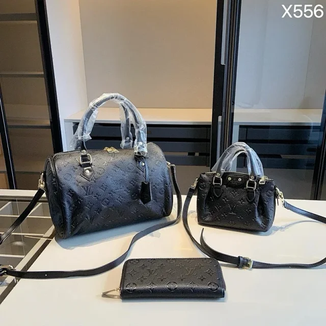 Louis Vuitton Handbags Three-piece handbag set with matching wallet and shoulder strap product detail image 15