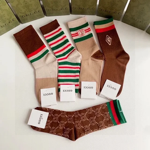 Louis Vuitton Socks Logo Knit Crew product detail image 7