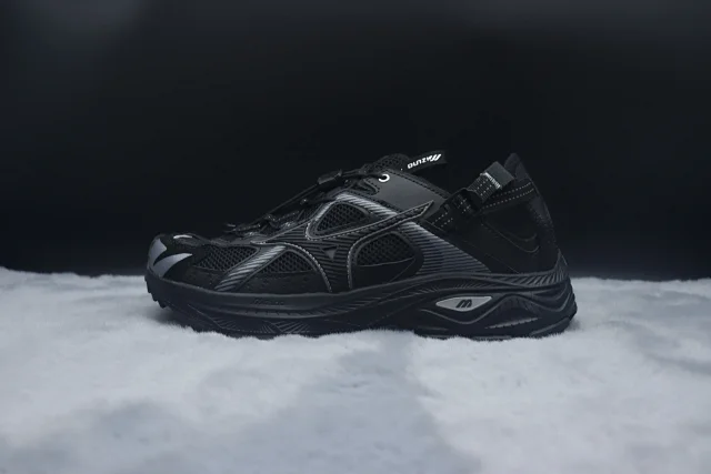 Mizuno Sneakers Athletic product detail image 8