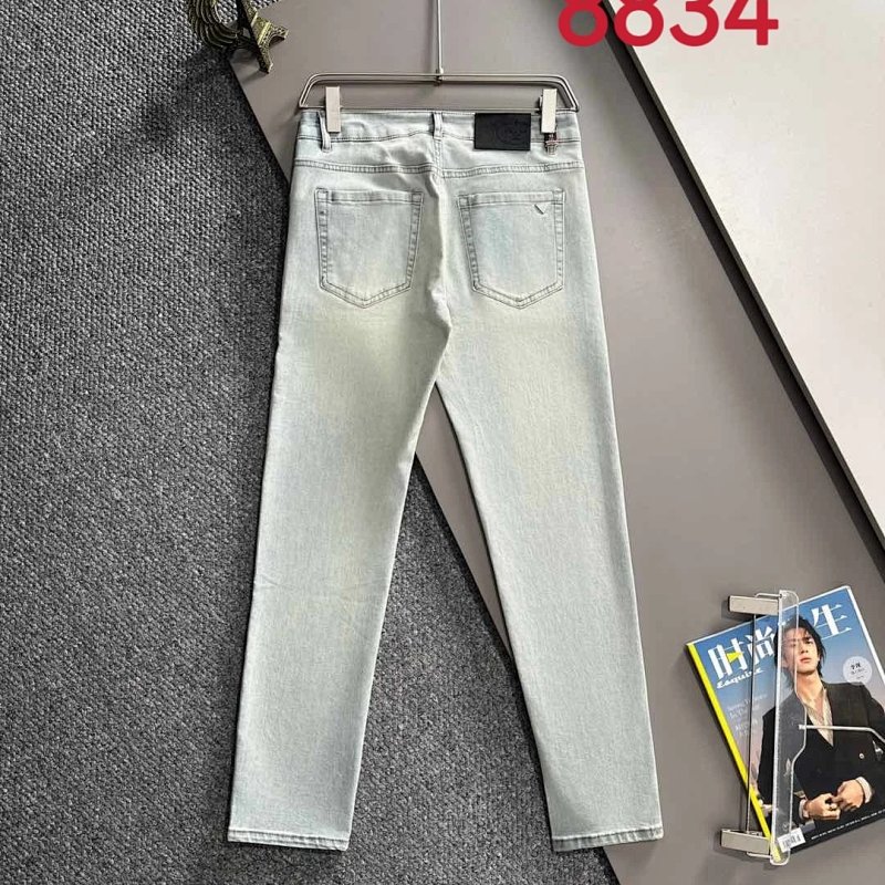 Light Wash Slim Fit Jeans