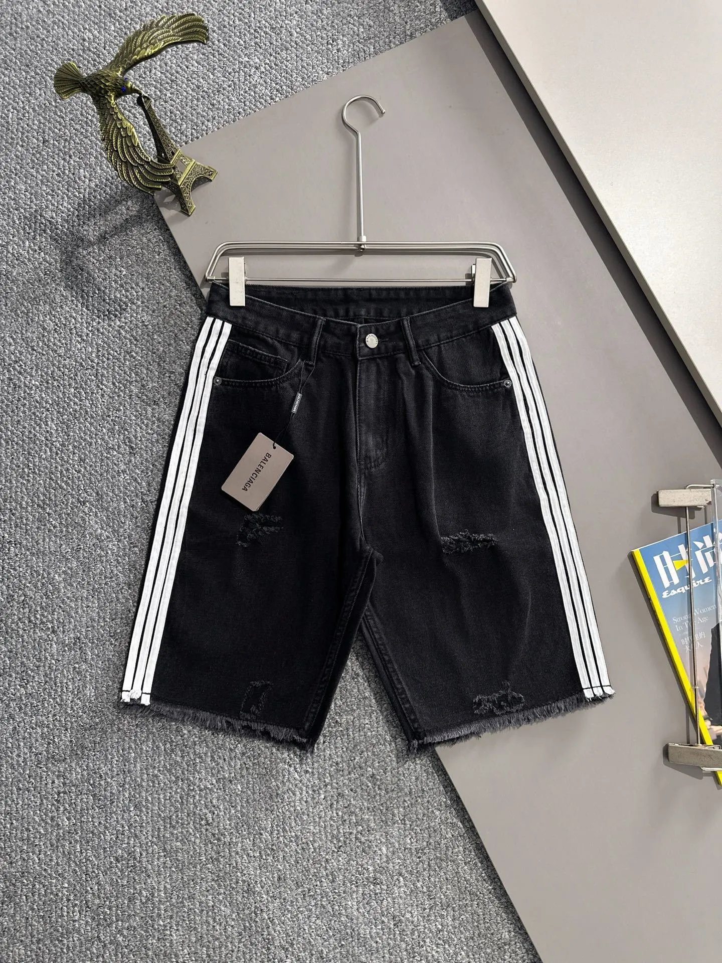 Louis Vuitton Shorts Denim — 11