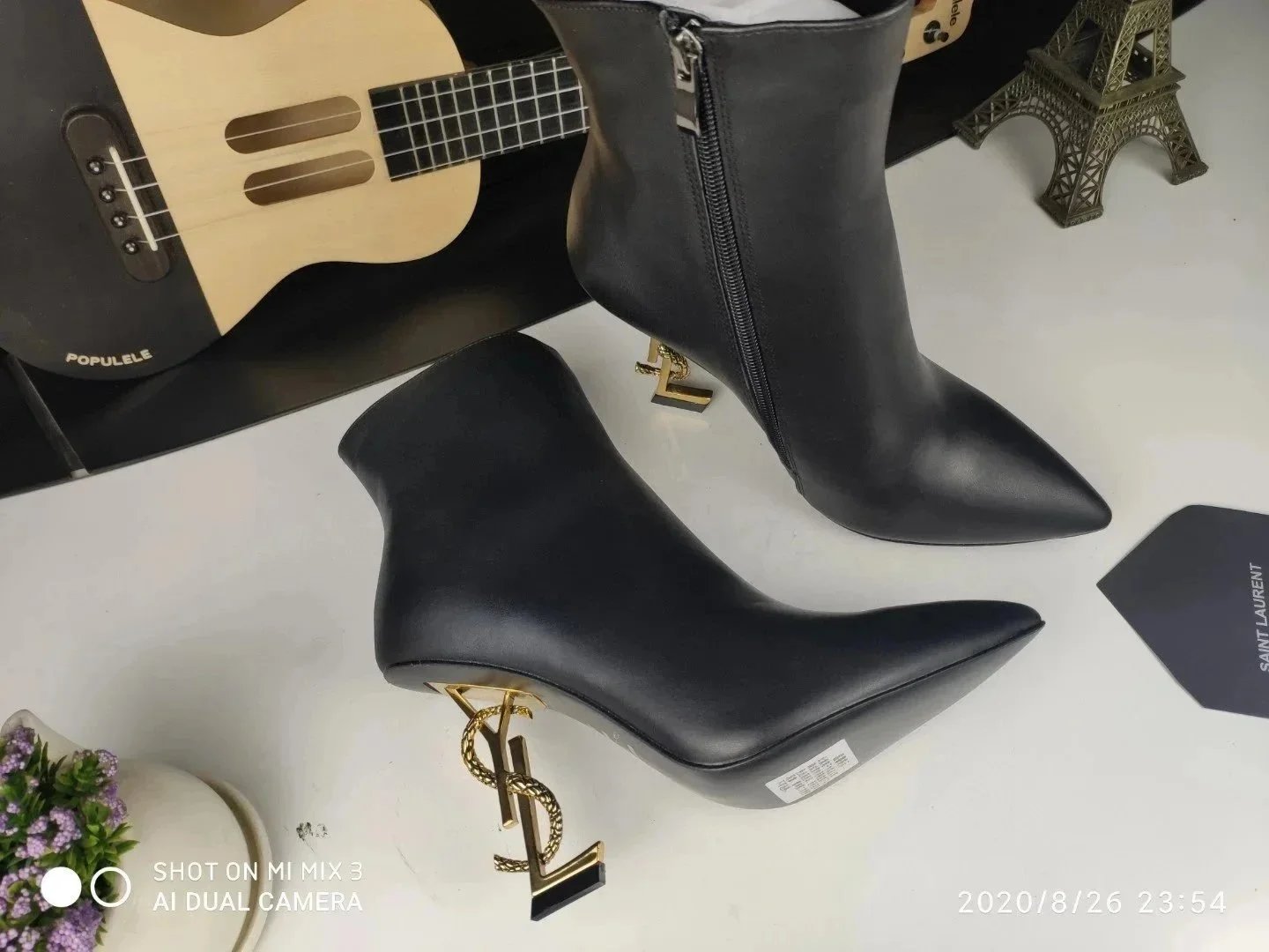 Saint Laurent Tribute Patent Leather Ankle Boots Black - 9