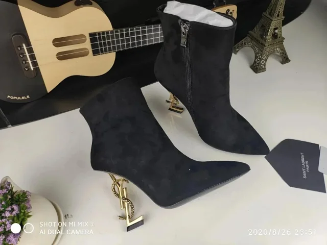 Saint Laurent Boots Pointed-toe with YSL logo heels product detail image 6