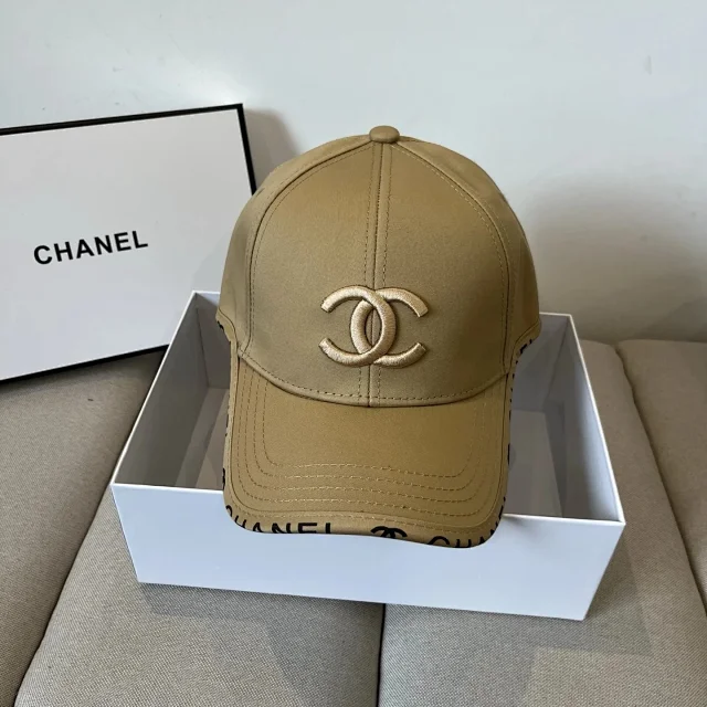 Chanel Hats Straw Sun and Embellished Visors product detail image 15