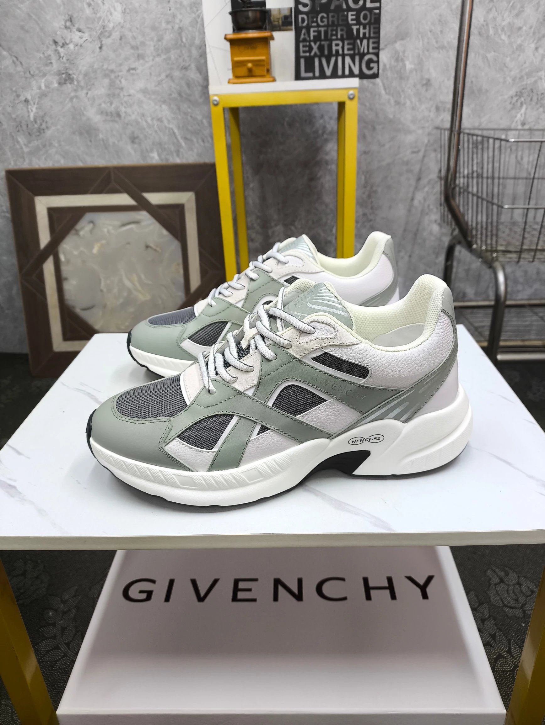 Givenchy Urban Street Sneakers Black White Grid Logo Sneakers Chunky Sneakers - 15