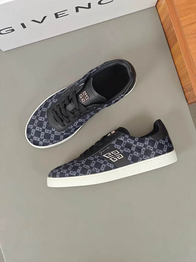 Givenchy Sneakers Low-Top Lace-Up product detail image 6