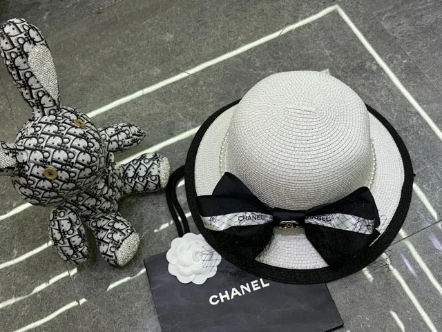 Chanel Hats Straw Sun and Embellished Visors product detail image 2