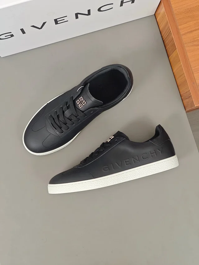 Givenchy Sneakers Low-Top Lace-Up product detail image 5