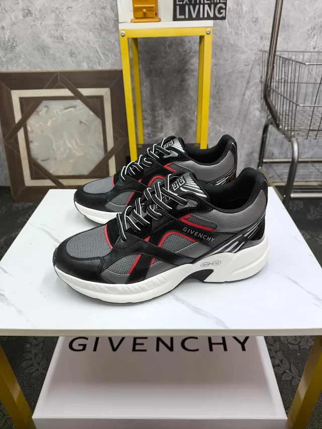 Givenchy Sneakers Low-Top Lace-Up product detail image 15