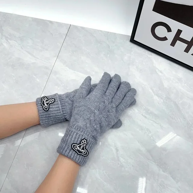 Unbranded Gloves Knitted with embroidered motifs product detail image 12