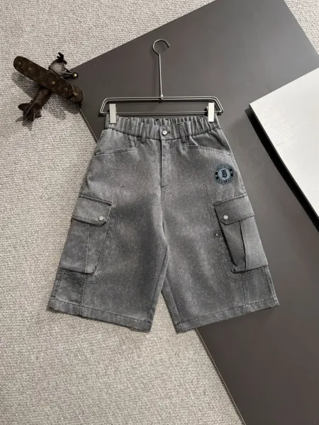 Burberry Logo Patch Cargo Shorts Gray - 1