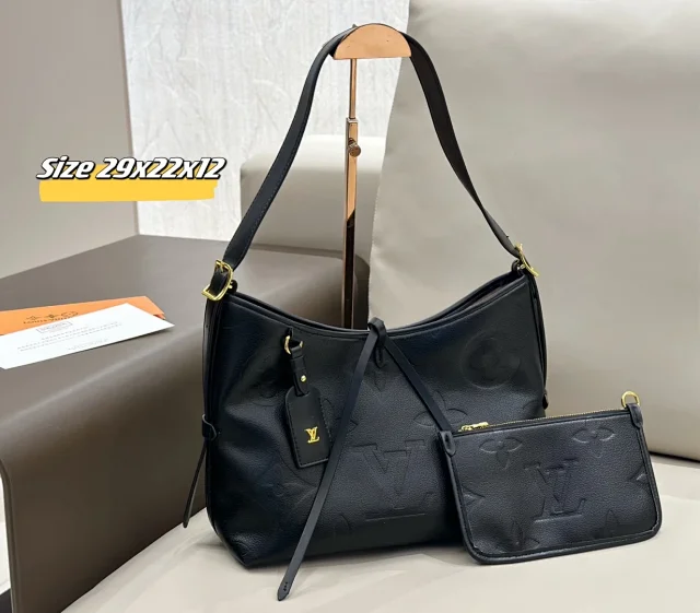 Louis Vuitton Shoulder Bags Monogram bag with matching pouch product detail image 5
