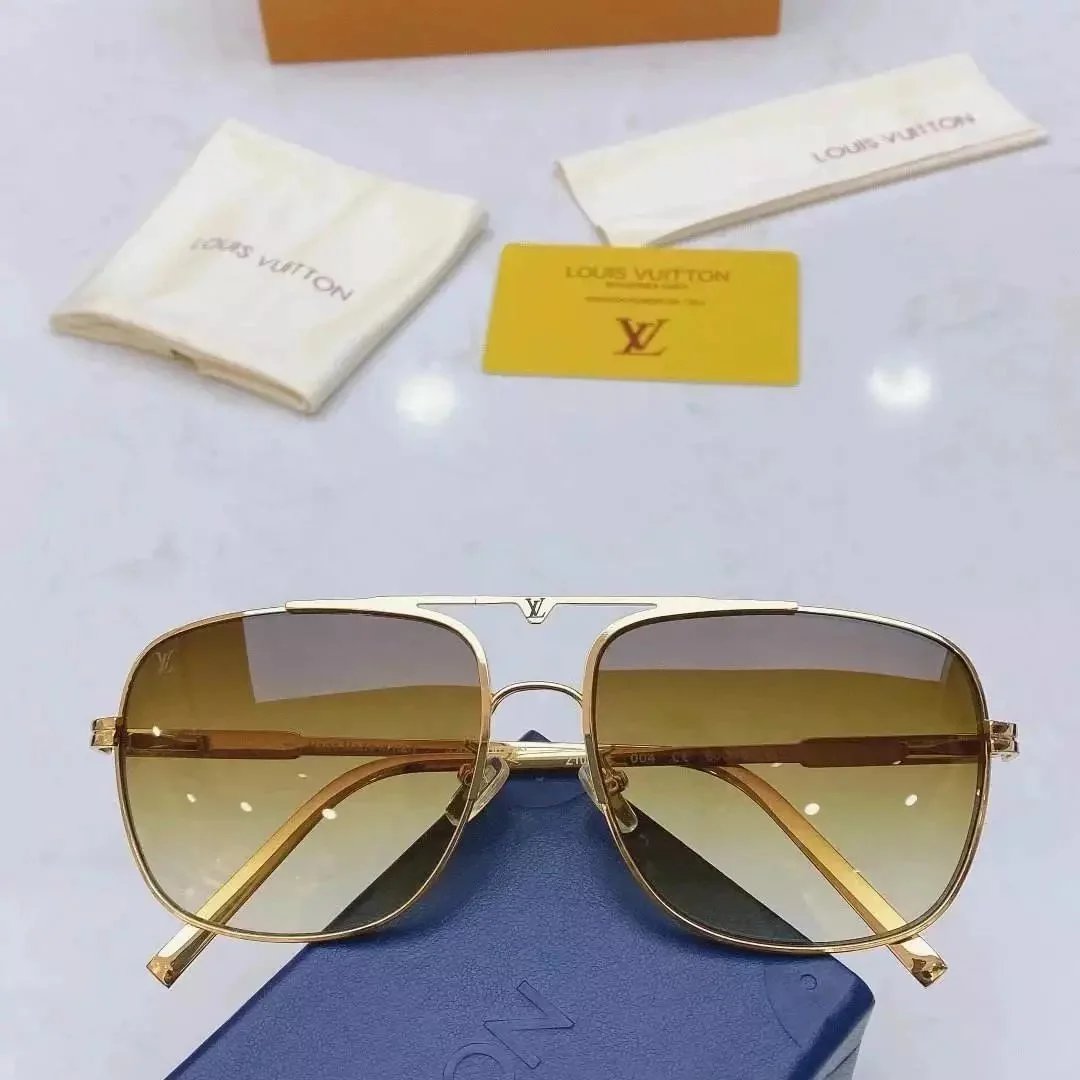 Prada Aviator Sunglasses Black Gradient Lens - 12