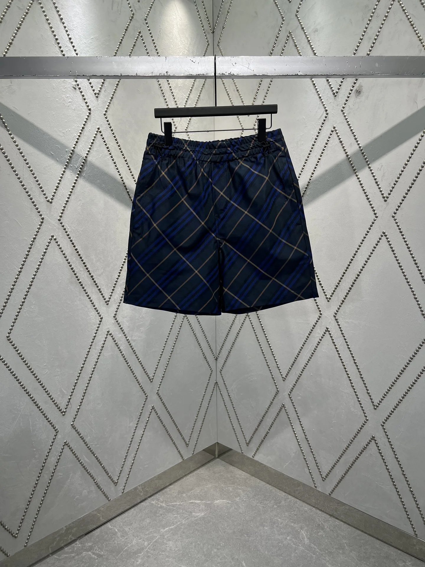 Burberry Vintage Check Drawstring Waist Shorts Beige Multicolor - 7